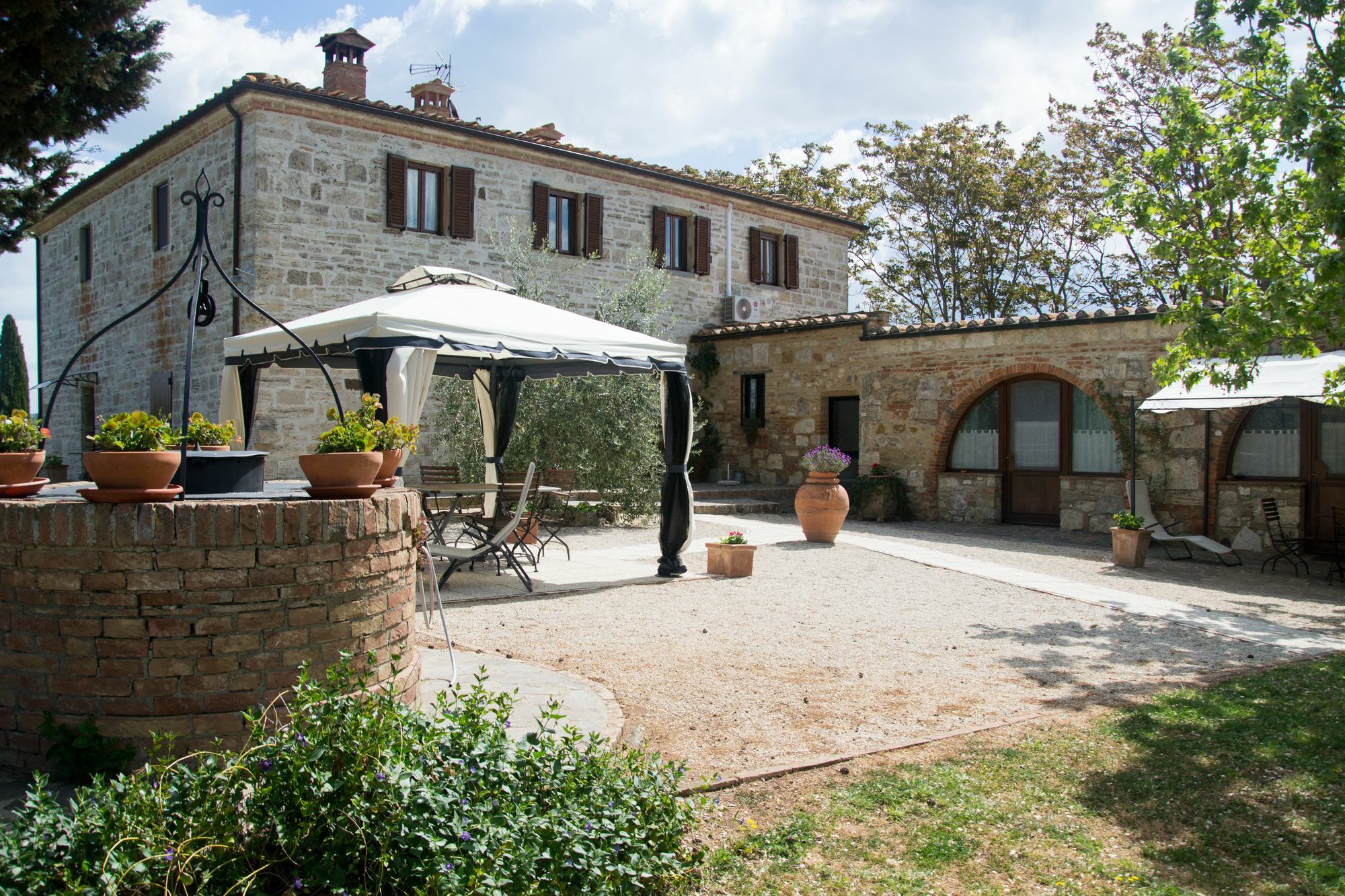 La Canonica San Giovanni dʼAsso Exterior foto